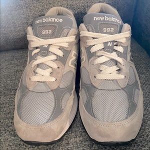 ⚠️ SOLD New Balance 992 Sneakers